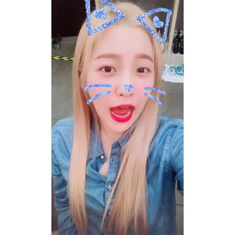Red Velvet Official (@redvelvet.smtown) .